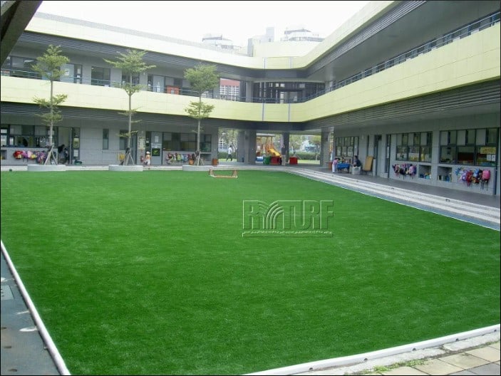 台北歐洲學校文林校區幼兒人工草足球場