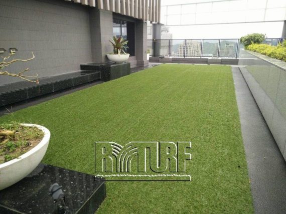 竹北市國泰建設TWIN-PARK人工草景觀